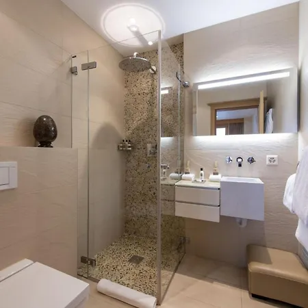 Chalet Kitzbuehel: Your Gateway To Legendary Apartman